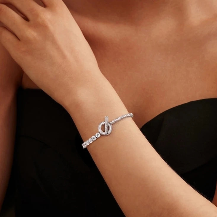 Classic Knot Silver Bracelet