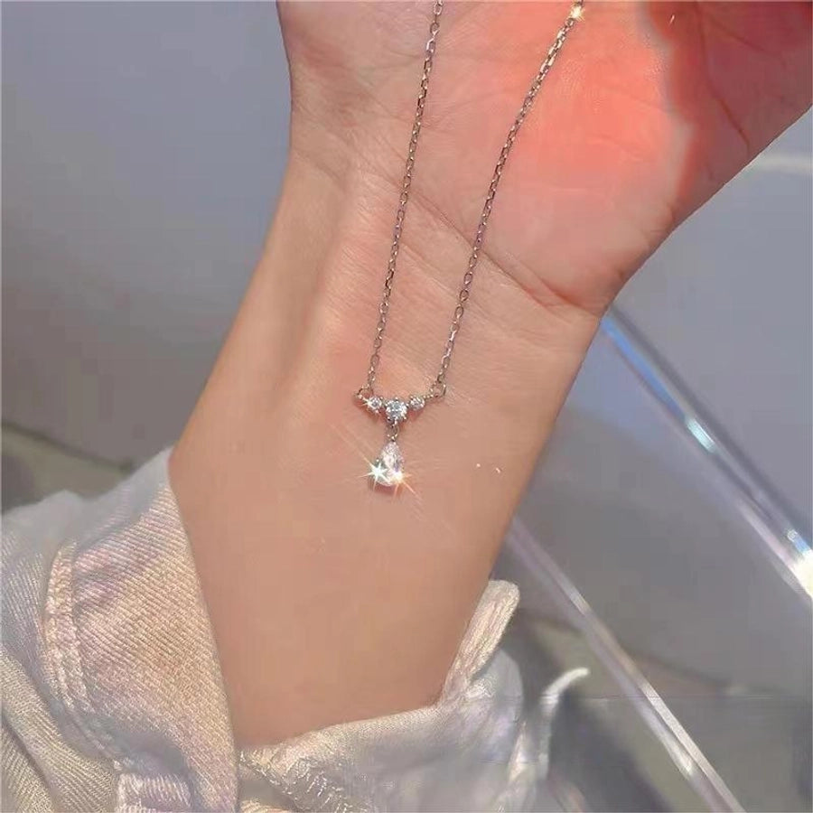 Water Droplets Pendant Necklace