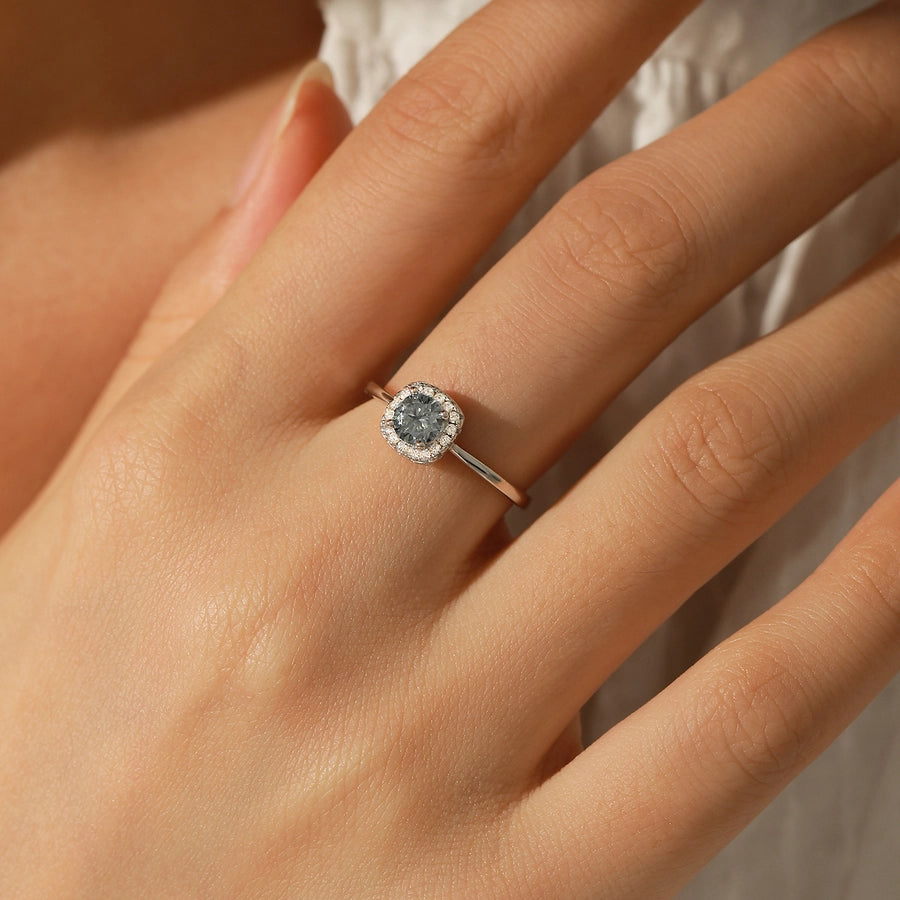 Moissanite Min Square Ring