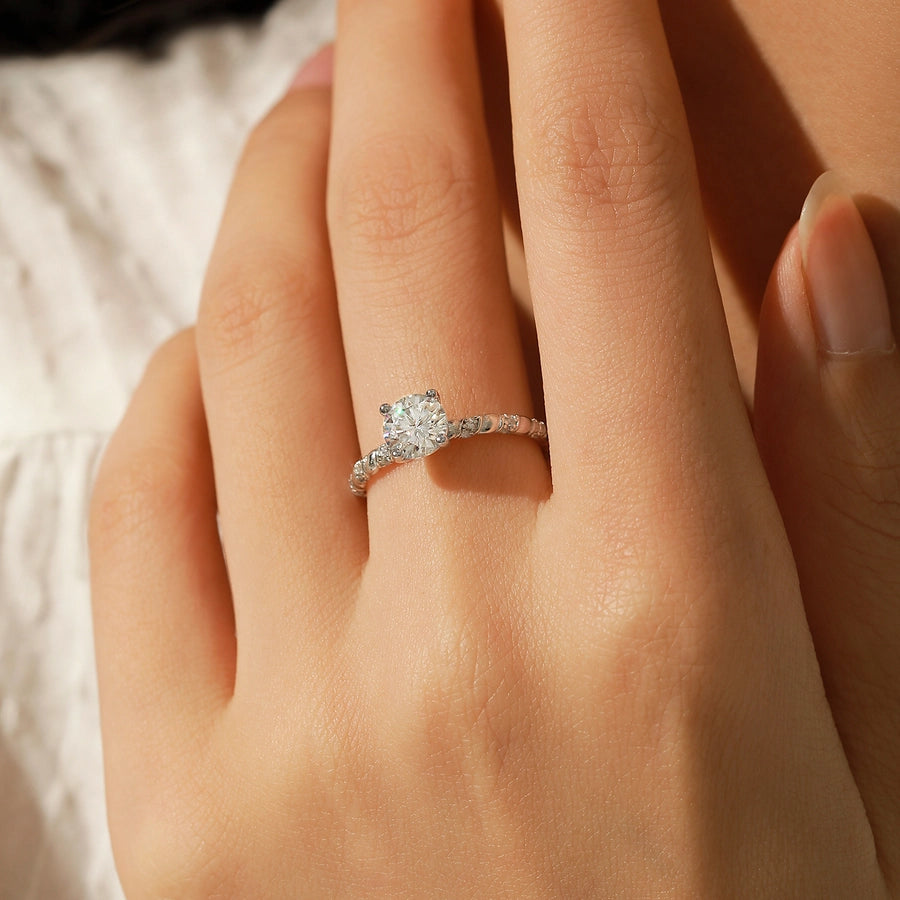 Round Cut Moissanite Ring
